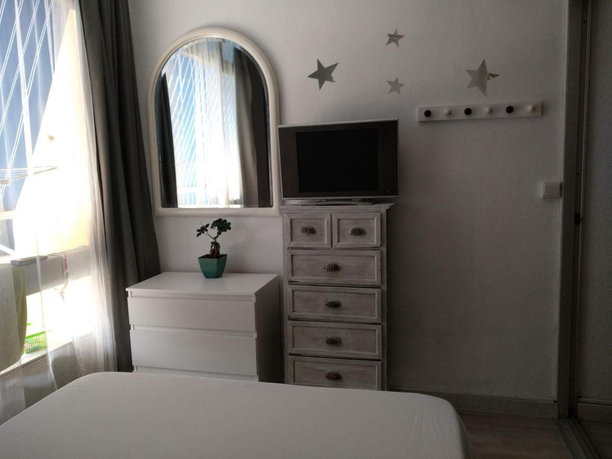 Moderno Apartamento Torremolinos Centroアパートメント エクステリア 写真