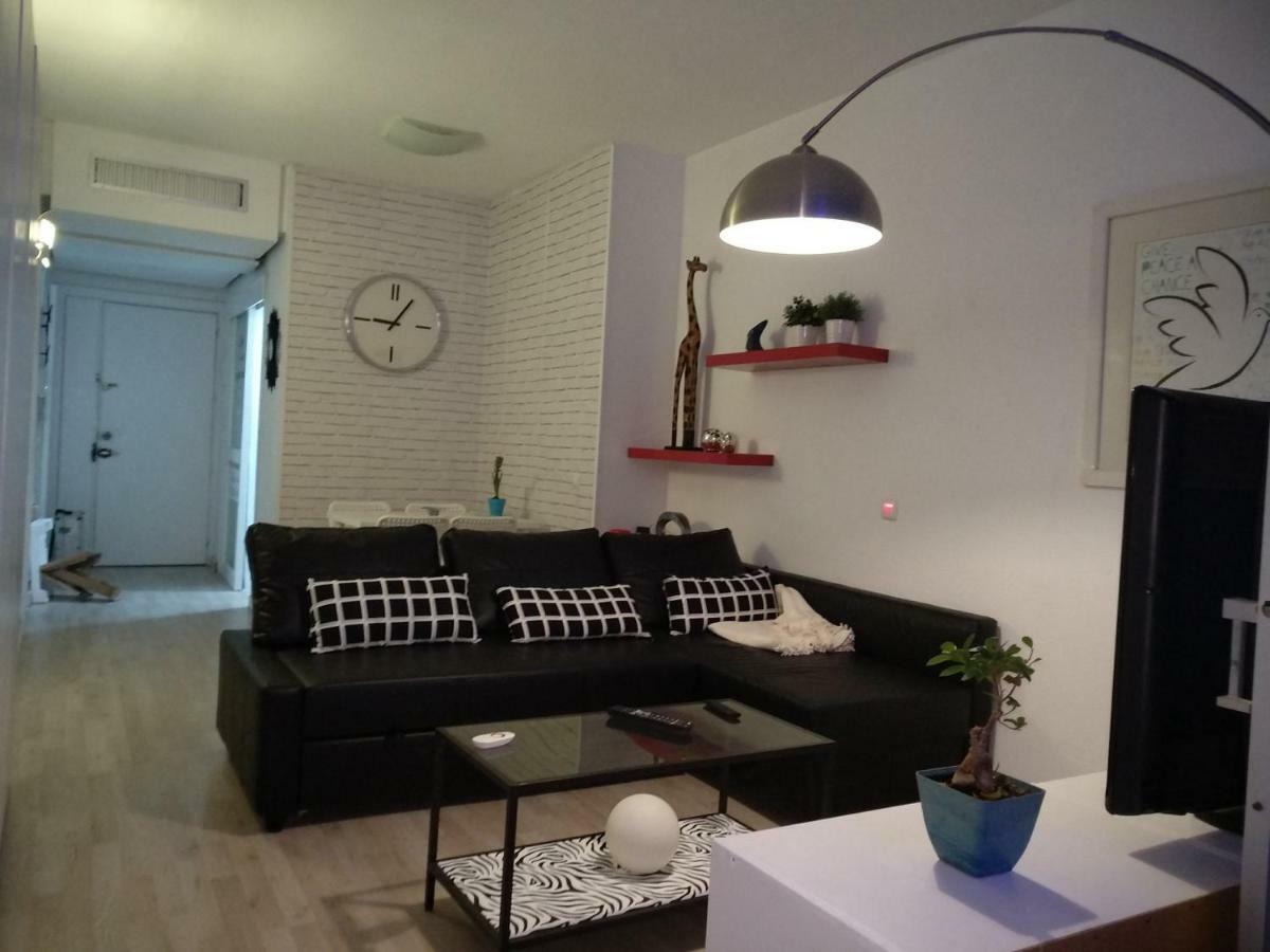 Moderno Apartamento Torremolinos Centroアパートメント エクステリア 写真