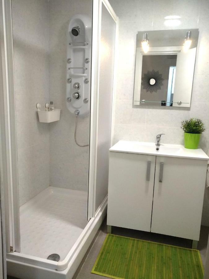 Moderno Apartamento Torremolinos Centroアパートメント エクステリア 写真